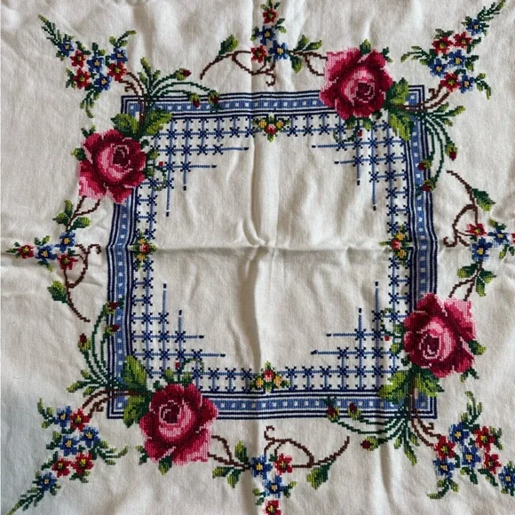 Needle Point Tablecloth - Picture 3 of 3